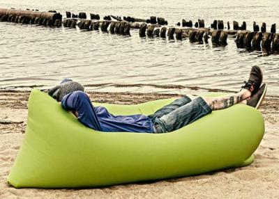 Chine Sofa campant gonflable d'air de repaire de Lamzac de plage d'été de sac paresseux extérieur de salon à vendre