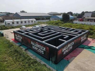 China Labirinto Divertido de Halloween Casa Inflável Inflável de PVC 0,55mm à venda