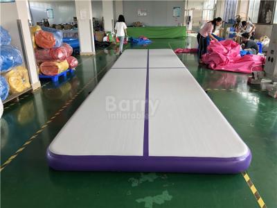 China Kommerzielle aufblasbare Luft-Bahn/purpurroter Luft-Sprungs-Sturz Trak für Gymnastik-Sport zu verkaufen