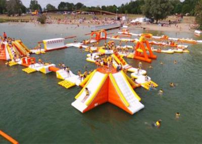 China Parque flotante del tobogán acuático del patio trasero de los niños de Aqua Sports Water Park Inflatable en venta