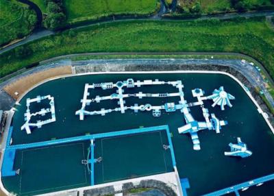 China jogos de flutuação infláveis do parque da água de encerado do PVC de 0.9mm para a associação do hotel à venda