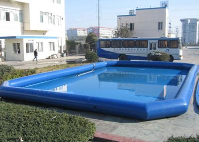 China La piscina profunda inflable azul de los niños, grande sobre la tierra explota piscinas en venta