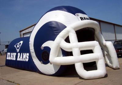 China Rent Giant Inflatable Football Helmet Run Through For School Activities for sale
