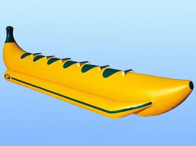 China O barco inflável amarelo brinca o tubo rebocador do jogo da água da banana de 6 pessoas à venda