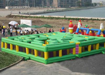 China Jogos interativos infláveis gigantes/labirinto inflável do parque de diversões à venda