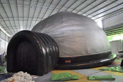 中国 カスタマイズされた防火効力のある 10m 直径のドームの膨脹可能なプラネタリウムのテント 販売のため
