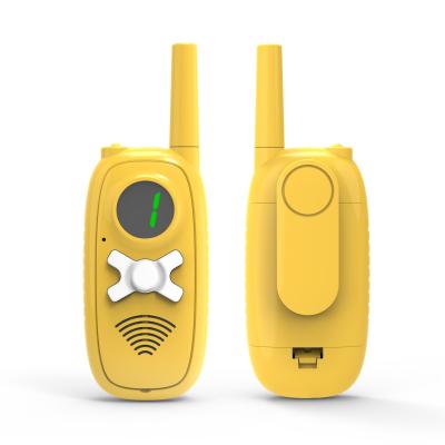 China ABS VOX 0.5W 3 Channel 3-5km Portable Walkie Talkies for sale