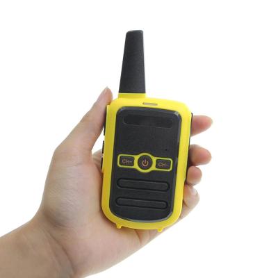 Chine 400-470MHz talkies-walkies de long terme de l'ABS 3-5KM tenus dans la main à vendre