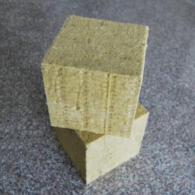 China Thickness 200mm Rockwool Mineral Wool Insulation Material Fireproof for sale