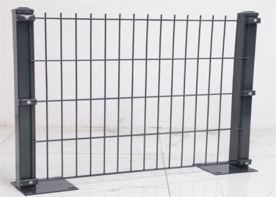 Chine 6/5/6 type de clôture à treillis métallique jumeaux 50 mm * 200 mm Taille du trou pour jardin à vendre