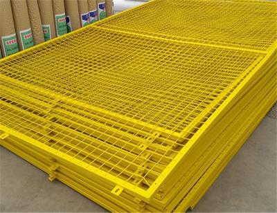 China Sports Field 1.8m Welded Wire Fence Panels for sale