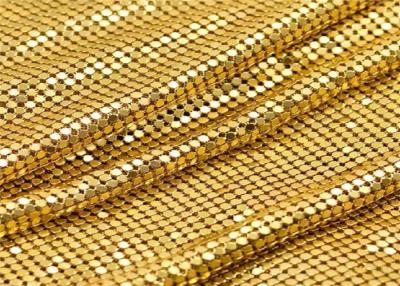 China Lantejoulas metálicas de malha de aço decorativas douradas planas de 2,5 m à venda
