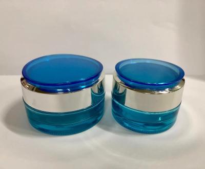 Chine le cosmétique en verre de 30g 50g cogne les soins de la peau de bouteille de crème de bouteille et l'OEM cosmétiques d'emballage de maquillage à vendre