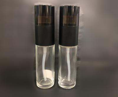 China Las botellas poner crema, bomba de empaquetado del maquillaje embotellan al OEM plástico del casquillo de la botella líquida de la fundación en venta