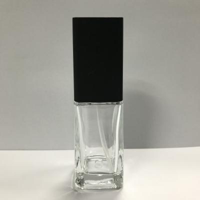 China La botella de cristal de encargo Skincare que empaqueta, botella de la bomba, fundación de la loción 40ml embotella el casquillo plástico en venta