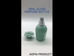 Pocket Glass Perfume Bottle Refillable Plastic Flower Shaped Cap
