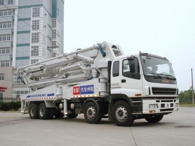 Chine les camions de pompe concrète de 47m 8x4 ISUZU, camion ont monté la pompe concrète à vendre