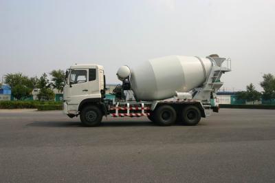 China Dongfeng (6*4) Concrete Mixer Trucks 8 - 10cbm 6x4 With 350L Water Tank for sale