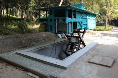 China Horizontal Lifting Refuse Garbage Compression Station for sale