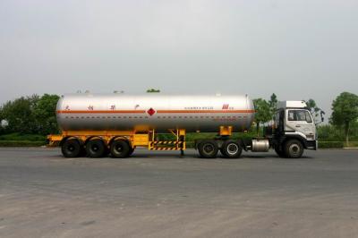 China Carbon Steel Liquefied Petroleum Gas Tanker Truck 3x13T FUWA Axles 58300L for LPG delivery for sale