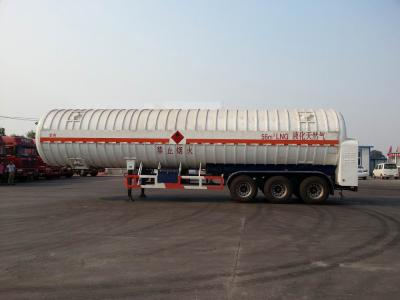China Doble el tanque criogénico acodado del GASERO del camión 56000L 3x13T FUWA Alxe del depósito de gasolina en venta