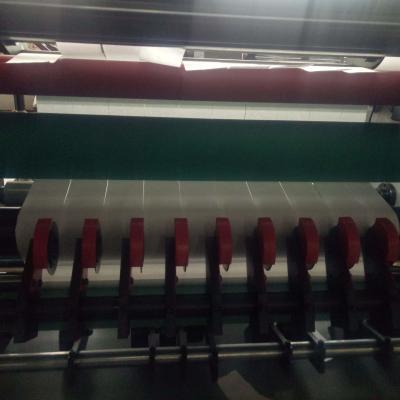 China Rollo de papel de la tarjeta de crédito de 2.2KW 120m/Min Thermal Paper Slitting Machine que hace la máquina en venta