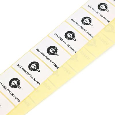 中国 Evenly Coated Thermal Label Paper Roll for Sticker Label Printing 販売のため