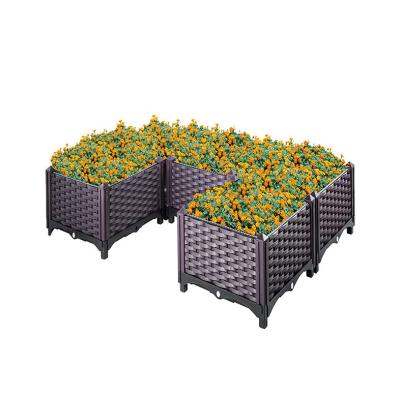 China Automatic Watering Plastic Garden Planter Box for sale