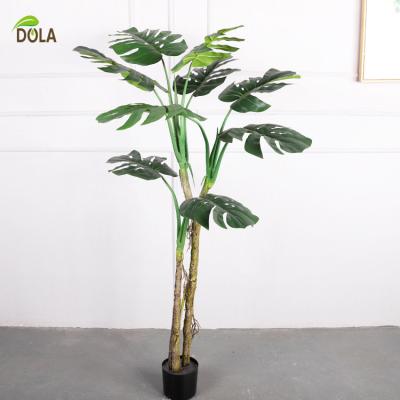 China Plastic Realistic Artificial Trees OEM ODM Fake Leaves Bonsai Tree for sale