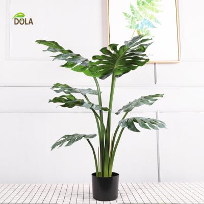 China OEM ODM Realistic Artificial Trees Fake Garden Landscaping Plants for sale