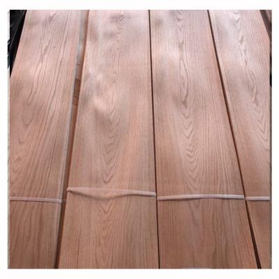 China Modern Samples A Grade B Natural Wood Veneer Timber Crown Cut White Oak Wood Veneer for sale