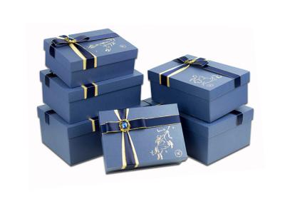 China As caixas de presente amigáveis do cartão de Eco, luxo terminam caixas de presente feitas sob encomenda do logotipo à venda