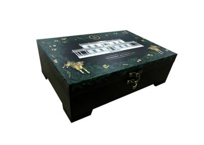 China Cosmetic Luxury Gift Packaging Boxes Book Type Customized Logo With Hand Buckle for sale