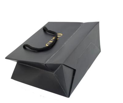 Cina Il colore nero ha personalizzato i sacchi di carta, borse Eco del regalo stampate abitudine amichevole in vendita