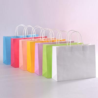 China Customized Size Coloured Kraft Paper Bags , Brown Paper Gift Bags Eco - Friendly for sale