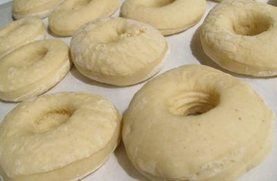 China 750 mm Industrial Donut Maker , Automatic Dounut Maker Machine Customer Tailor for sale