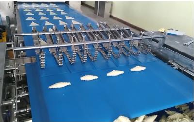 China croissant de 850mm que faz a linha de produção o equipamento automático da padaria à venda