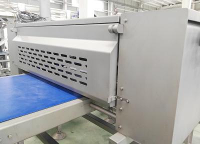 China máquina completa do fabricante de massa da pizza da capacidade de 16000 PCes/hora com Proffer do túnel à venda