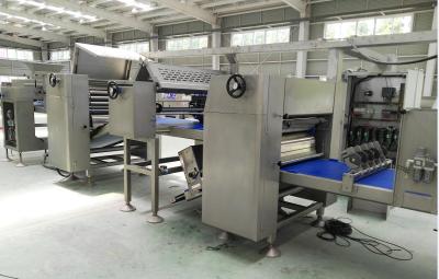 Chine Automatique - chaîne de production de pain pita d'imperméabilisation avec le four tunnel de combustible gazeux, machine de fabricant de pain pita à vendre