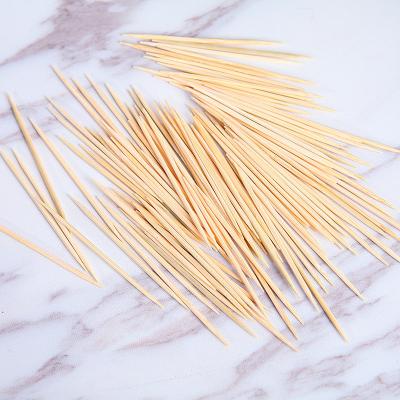 China Round Bamboo Wooden Bulk Toothpicks For Dental 100% Natural 1000 Count for sale