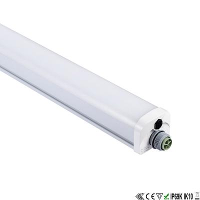 Chine le tube imperméable de 100lm/W IP66 LED allume l'utilisation à la maison de lumière de tube menée par 2ft à vendre
