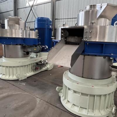 China XGJ560 132KW Pellet Mill Mustard Husk / Bagasse / Straw / Pellet Press Pelletizer for sale