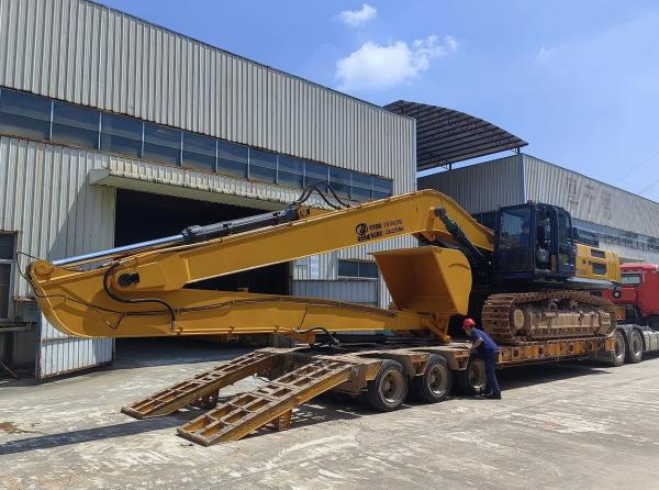 Quality Customized Color Excavator Long Reach Boom 24m For Dredging Or Digging Sand for sale