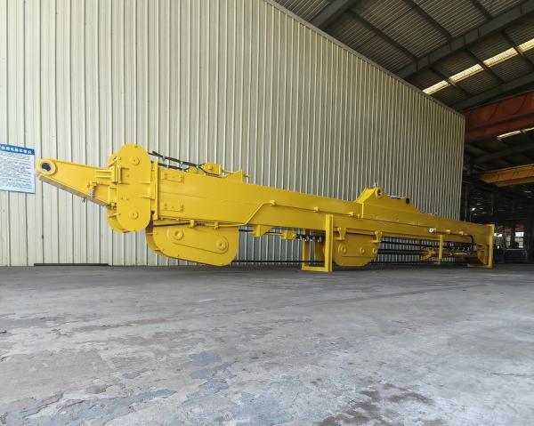 Quality Heavy Duty Excavator Extendable Arm , Long Reach Telescopic Boom For Digging for sale