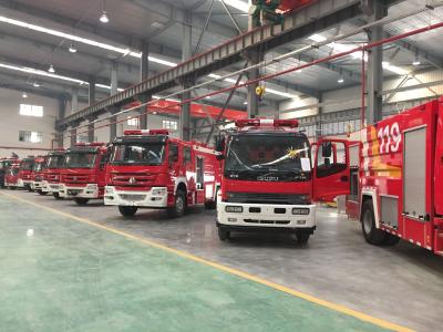 Chine Camions de pompiers résistants de réservoir d'eau d'ISUZU 6M3, milieu de camion de pompiers de mousse/pompe basse pression à vendre