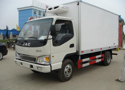 China 4x2 3 Tons Freezer Box Truck , Refrigerated Delivery Truck With Thermo King Unit for sale