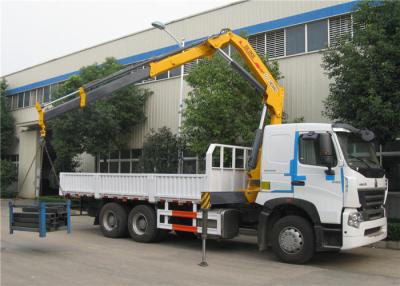 China Sinotruk HOWO A7 6x4 Truck Mounted Crane 25 Tons Cargo Mounted Straight Arm Crane for sale