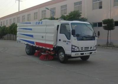 China High Pressure Water Circuit Road Sweeper Truck 4x2 5500 Liters For ISUZU for sale