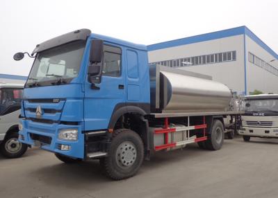 China Camión 4x2 6x4 8x4 del remiendo del asfalto de HOWO 10MT con el tanque del aluminio del acero inoxidable en venta