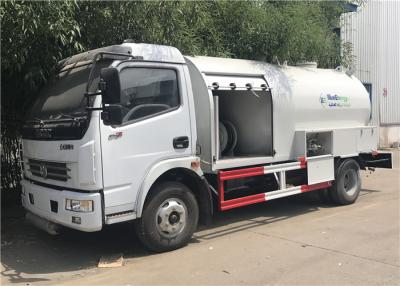 China 6m3 3 Tons 6000l Bobtail Lpg Truck , Dongfeng 6 Wheels Lpg Filling Dispenser Truck for sale